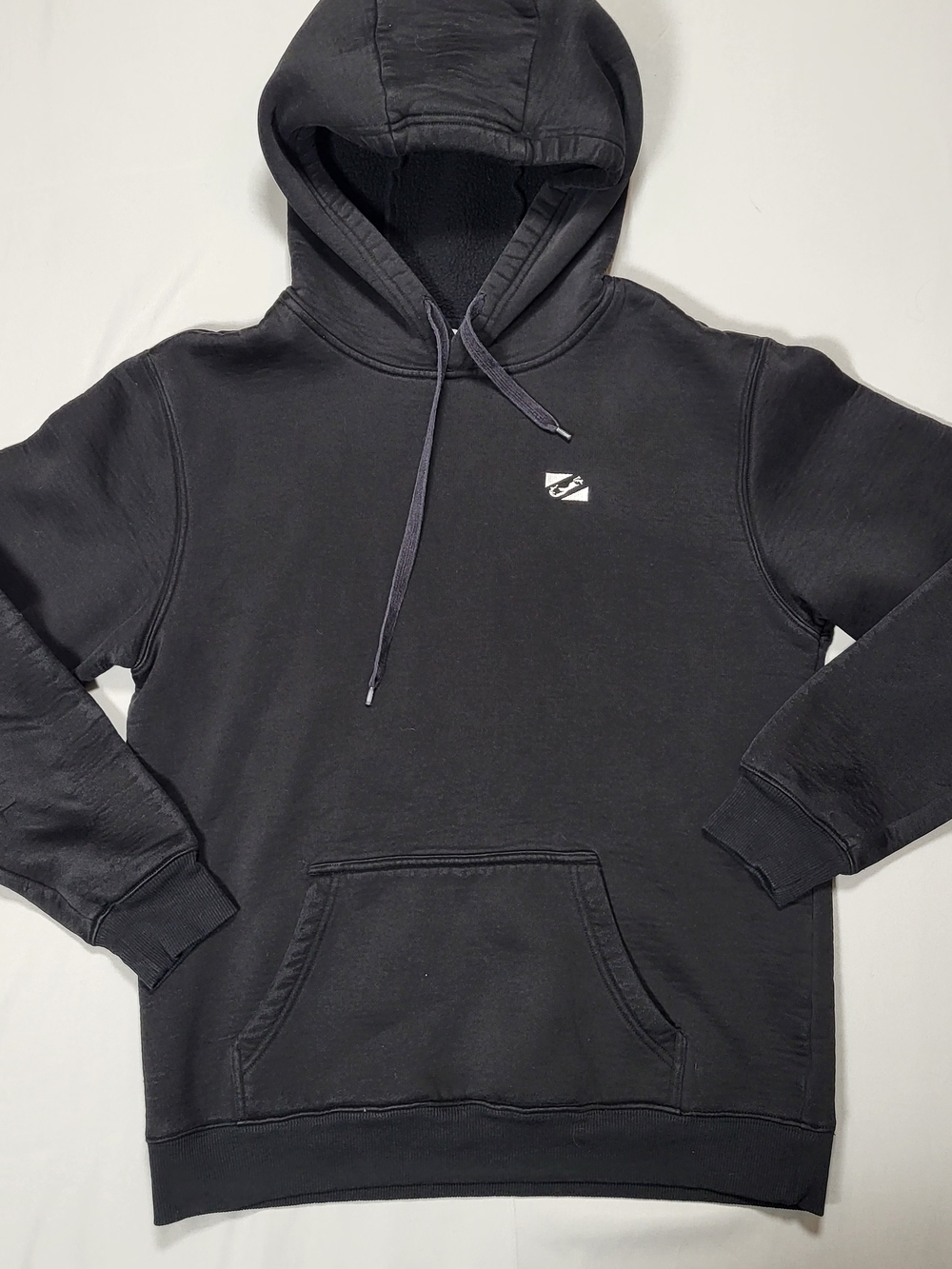 Black Fleece Pullover Hoodie, hooded pockets size L